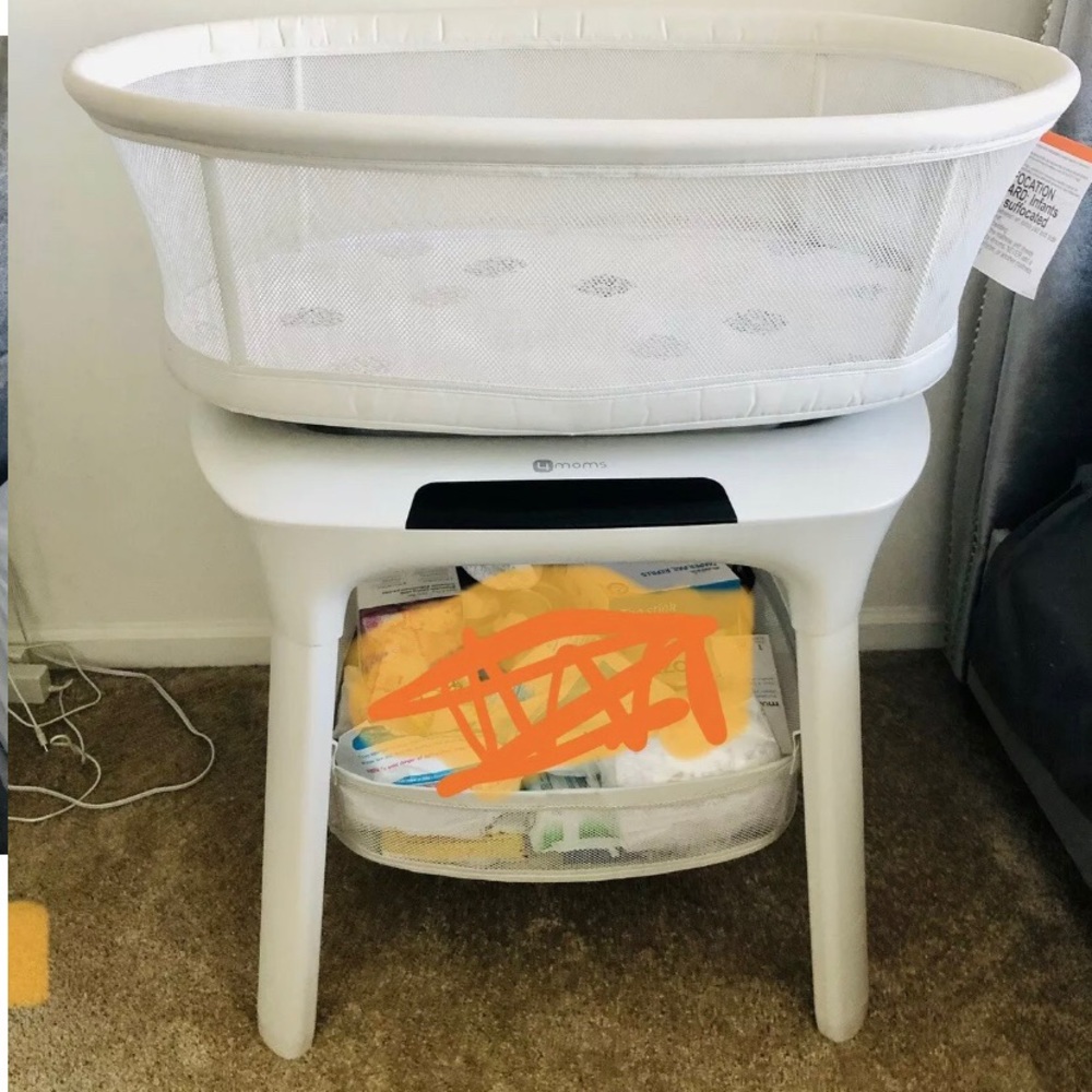 4 moms bassinet - Picture 3 of 7